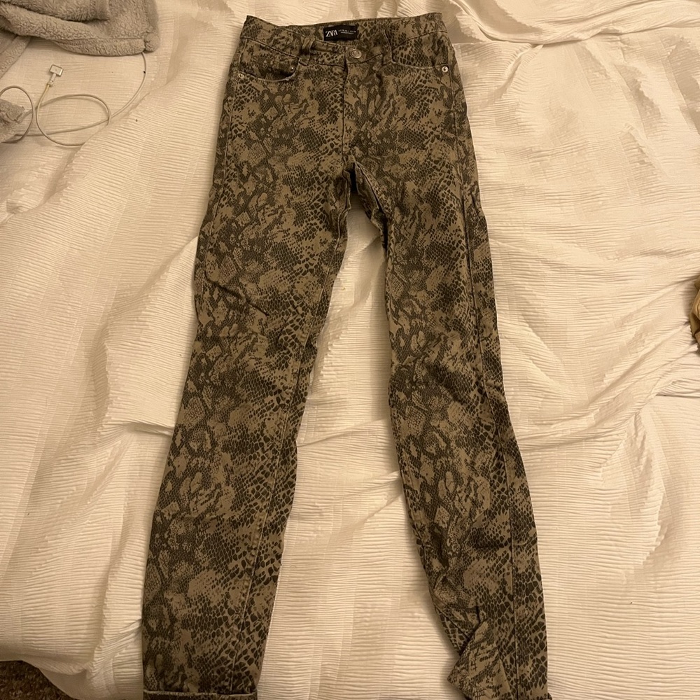 snake print zara jeans
